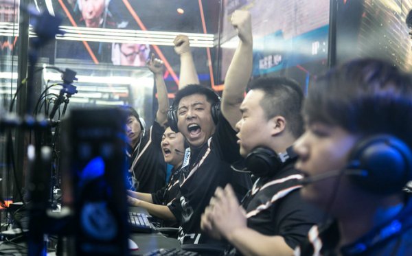 是他在教练 是他在教练